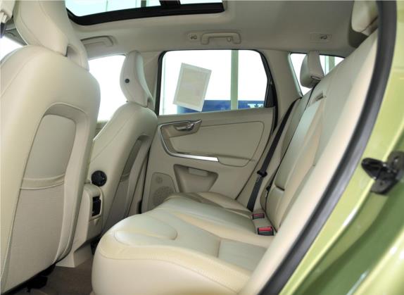 沃尔沃XC60(进口) 2011款 T6 AWD智尊版 车厢座椅   后排空间