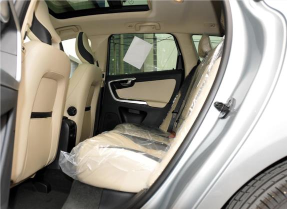 沃尔沃XC60(进口) 2011款 T6 R-Design 个性运动版 车厢座椅   后排空间