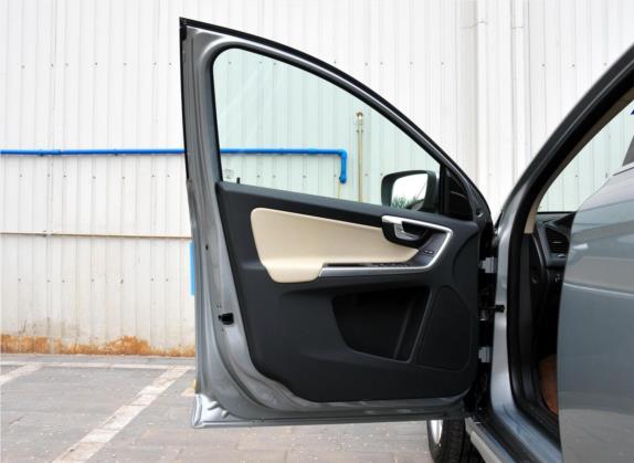 沃尔沃XC60(进口) 2011款 T6 R-Design 个性运动版 车厢座椅   前门板