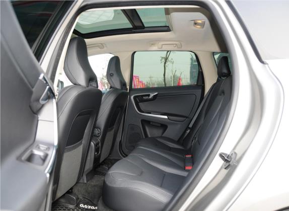 沃尔沃XC60(进口) 2013款 T5 智尊版 车厢座椅   后排空间