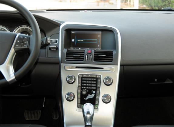沃尔沃XC60(进口) 2013款 T6 AWD智雅版 中控类   中控台