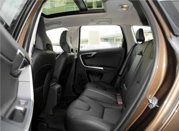 沃尔沃XC60(进口) 2014款 改款 T5 智逸版 车厢座椅   后排空间