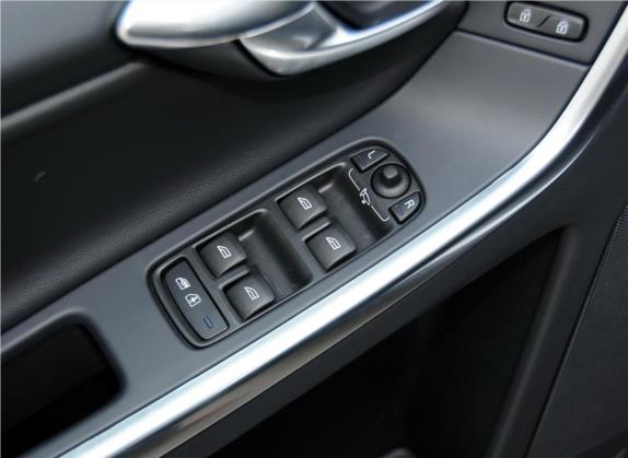 沃尔沃XC60(进口) 2014款 改款 T5 个性运动版 车厢座椅   门窗控制