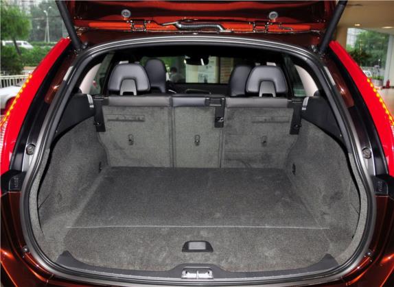 沃尔沃XC60(进口) 2015款 T5 智逸版 车厢座椅   后备厢