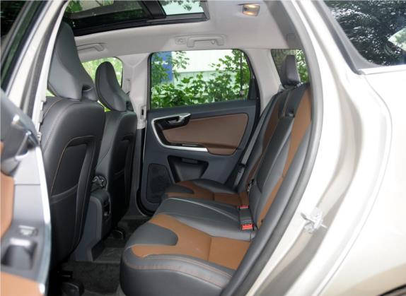 沃尔沃XC60(进口) 2015款 T5 智雅版 车厢座椅   后排空间