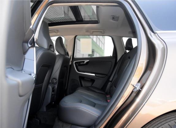 沃尔沃XC60(进口) 2015款 T6 智雅版 车厢座椅   后排空间