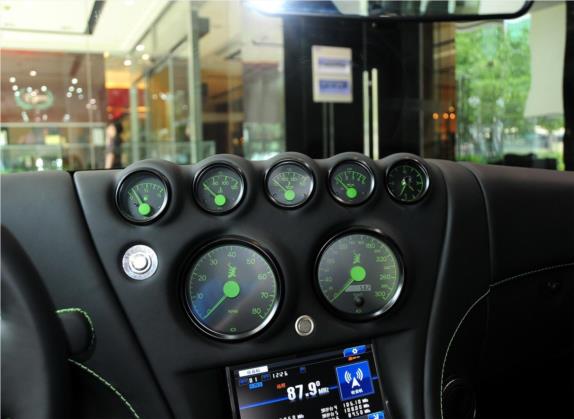 威兹曼GT 2012款 4.4T MF4 中控类   仪表盘