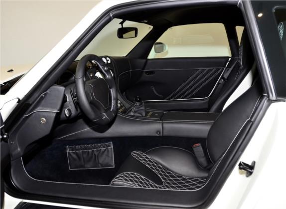 威兹曼GT 2012款 4.0 MF4-S 车厢座椅   前排空间