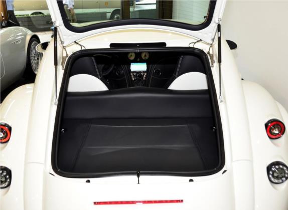 威兹曼GT 2012款 4.0 MF4-S 车厢座椅   后备厢