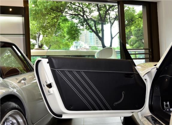 威兹曼GT 2012款 4.0 MF4-S 车厢座椅   前门板