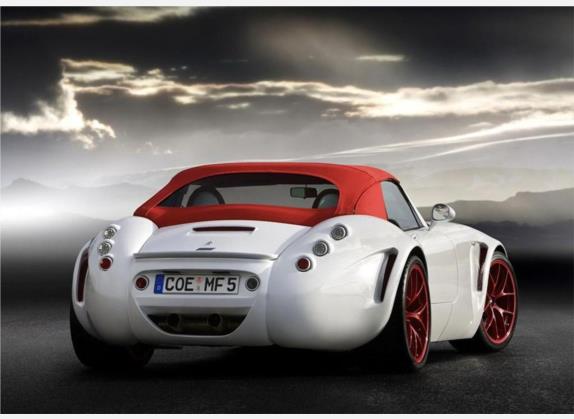 威兹曼Roadster 2012款 MF5 外观   斜后