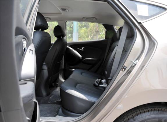 北京现代ix35 2013款 2.0L 自动两驱智能型GLS 国IV 车厢座椅   后排空间