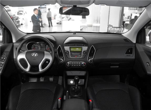 北京现代ix35 2013款 2.0L 手动两驱舒适型GL 国IV 中控类   中控全图