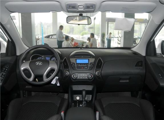 北京现代ix35 2013款 2.0L 自动两驱舒适型GL 国IV 中控类   中控全图
