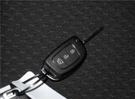 北京现代ix35 2013款 2.0L 自动两驱舒适型GL 国IV 其他细节类   钥匙