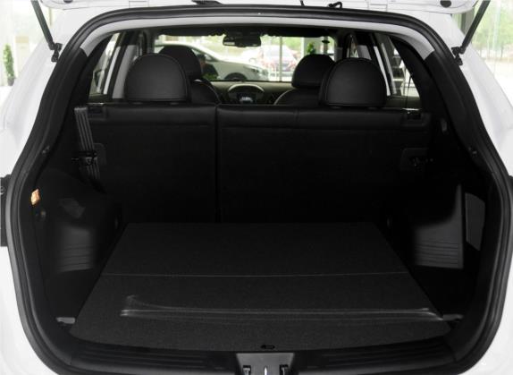 北京现代ix35 2013款 2.0L 自动两驱领先型GLX 国IV 车厢座椅   后备厢