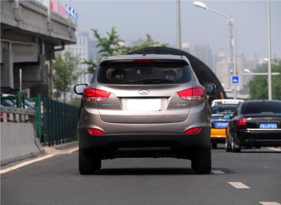 北京现代ix35 2013款 2.0L 自动两驱舒适型GL 国V 外观   正后