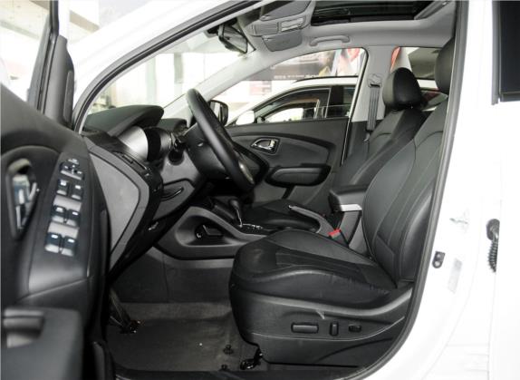 北京现代ix35 2013款 2.0L 自动两驱领先型GLX 国V 车厢座椅   前排空间