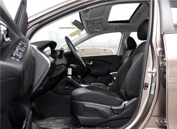 北京现代ix35 2015款 2.0L 自动两驱舒适型 国IV 车厢座椅   前排空间