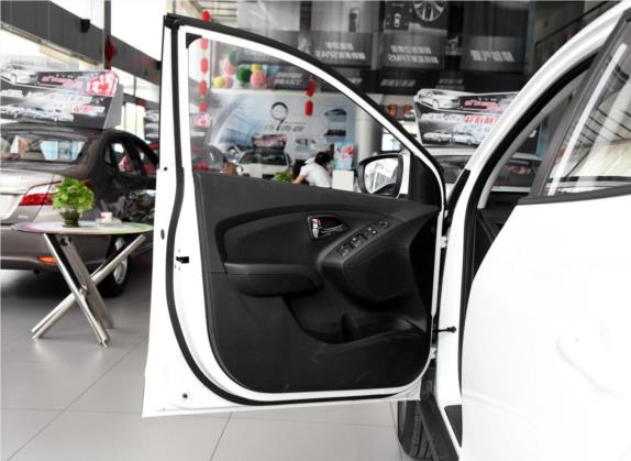 北京现代ix35 2015款 2.0L 自动两驱舒适型 国V 车厢座椅   前门板