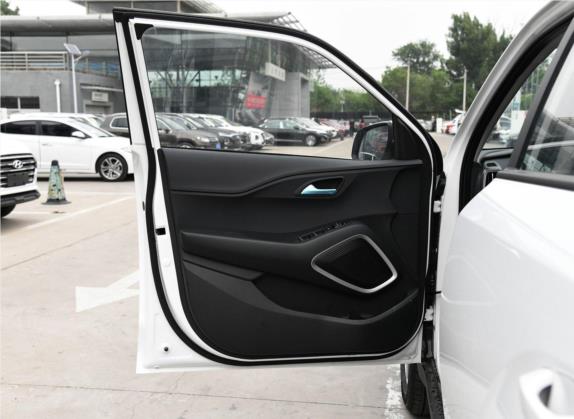 北京现代ix35 2019款 2.0L 自动两驱智勇·畅质版 国V 车厢座椅   前门板