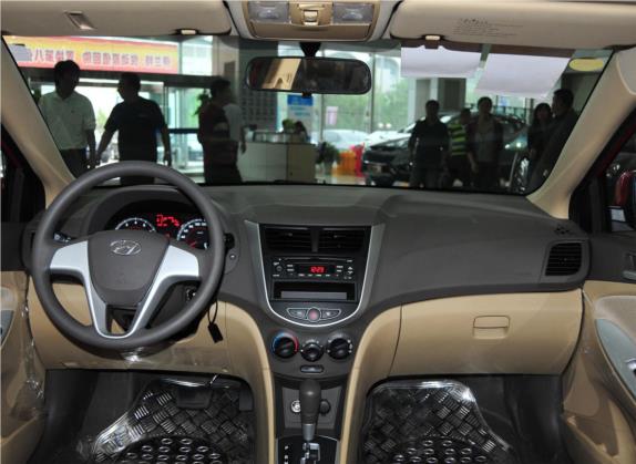 瑞纳 2010款 三厢 1.4L 自动时尚型GT 中控类   中控全图