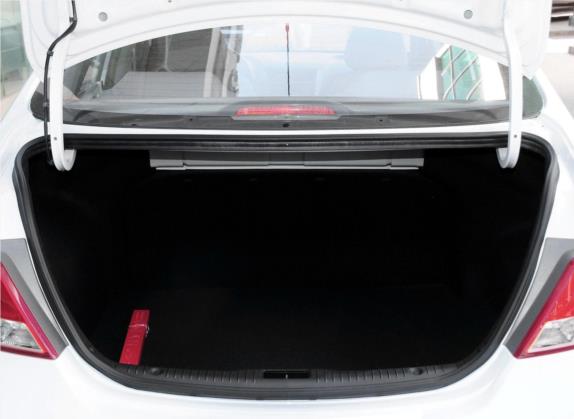 瑞纳 2014款 1.4L 自动时尚型GS 车厢座椅   后备厢