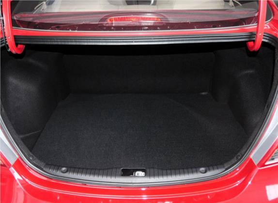 瑞纳 2014款 1.4L 手动时尚型GS 车厢座椅   后备厢
