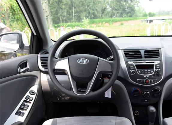 瑞纳 2016款 1.4L 自动智能型GLS 中控类   驾驶位