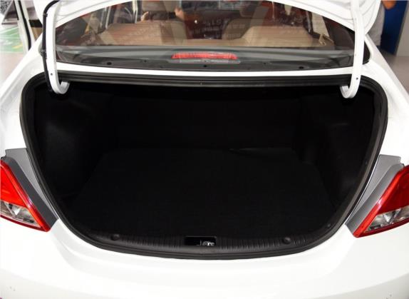 瑞纳 2016款 1.4L 自动领先型GLX 车厢座椅   后备厢