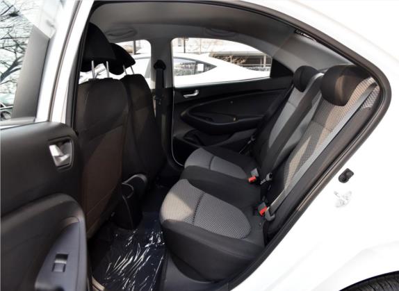 瑞纳 2017款 1.4L 手动焕新版 国V 车厢座椅   后排空间