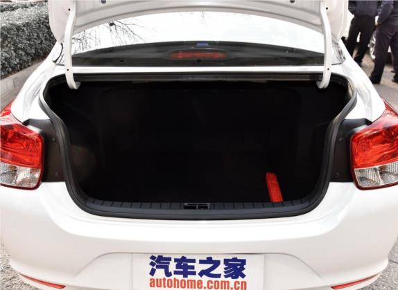 瑞纳 2017款 1.4L 手动焕新版 国V 车厢座椅   后备厢