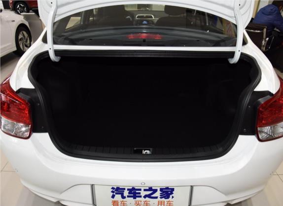 瑞纳 2017款 1.4L 自动跃享版 国VI 车厢座椅   后备厢