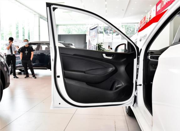瑞纳 2020款 1.4L 手动GLS焕彩版 车厢座椅   前门板