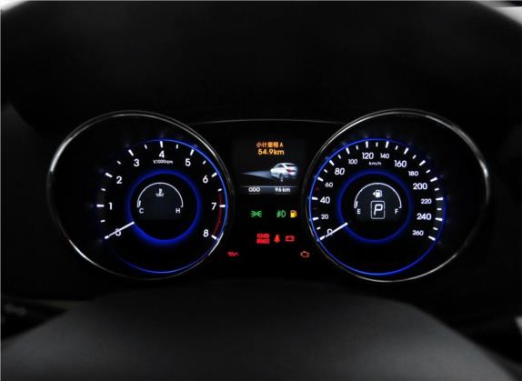索纳塔 2013款 2.0L 自动尊贵版 中控类   仪表盘