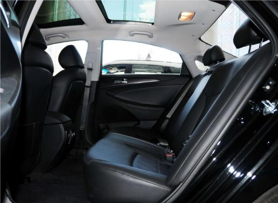 索纳塔 2013款 2.0L 自动至尊版 车厢座椅   后排空间