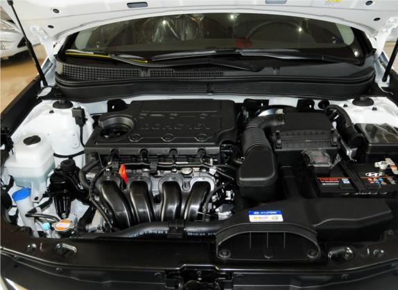 索纳塔 2013款 2.4L 自动豪华版 国IV 其他细节类   发动机舱