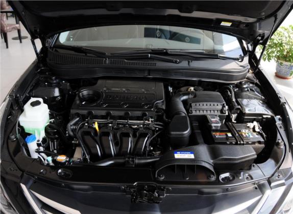 索纳塔 2013款 2.4L 自动豪华版 国V 其他细节类   发动机舱