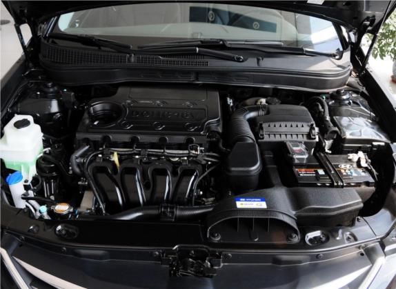 索纳塔 2013款 2.4L 自动顶级版 国V 其他细节类   发动机舱