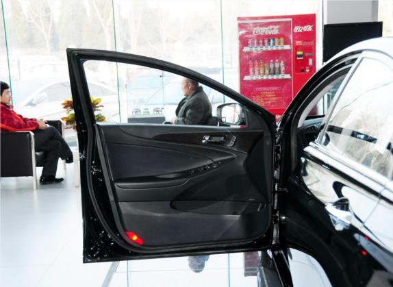 索纳塔 2013款 2.4L 自动顶级版 国V 车厢座椅   前门板