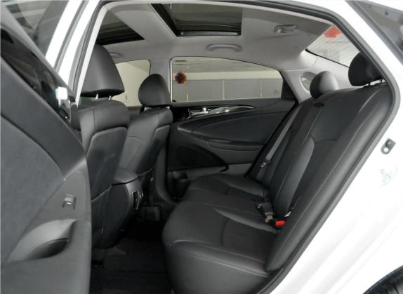 索纳塔 2014款 2.0L 自动豪华版 车厢座椅   后排空间