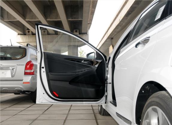 索纳塔 2014款 2.4L 自动豪华版 国IV 车厢座椅   前门板