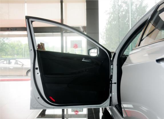 索纳塔 2014款 2.4L 自动领先版 国V 车厢座椅   前门板