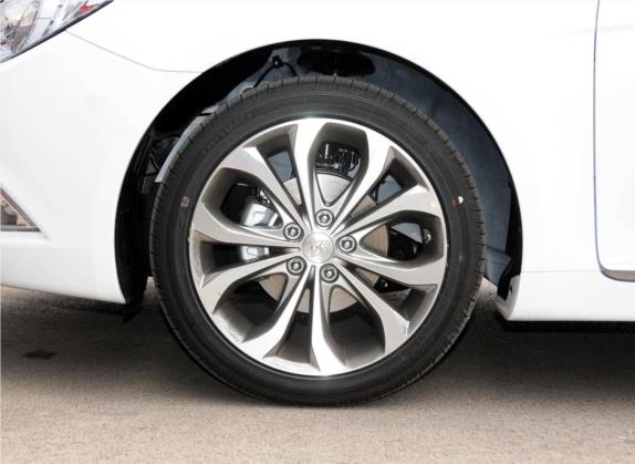 索纳塔 2014款 2.4L 自动豪华版 国V 其他细节类   前轮