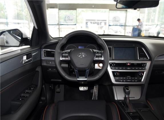 索纳塔 2015款 1.6T GLS智能型 中控类   驾驶位