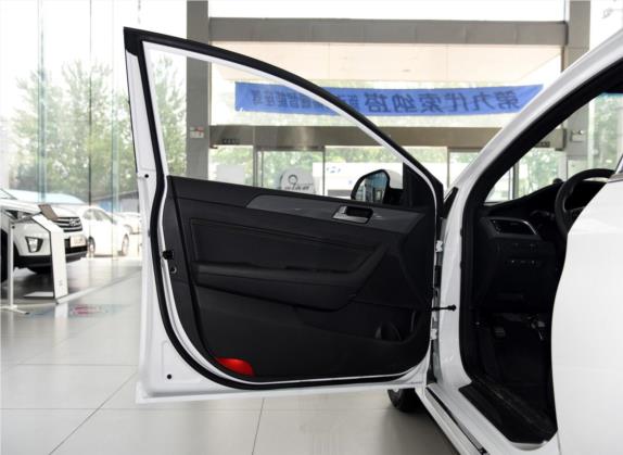 索纳塔 2015款 1.6T GLS智能型 车厢座椅   前门板