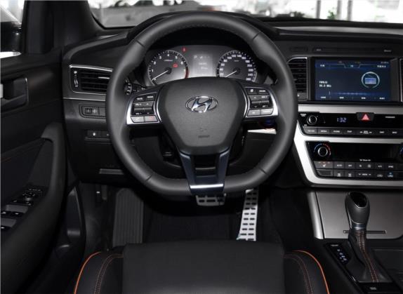 索纳塔 2015款 1.6T GLX领先型 中控类   驾驶位
