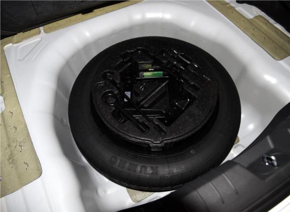 索纳塔 2015款 1.6T GLX领先型 其他细节类   备胎