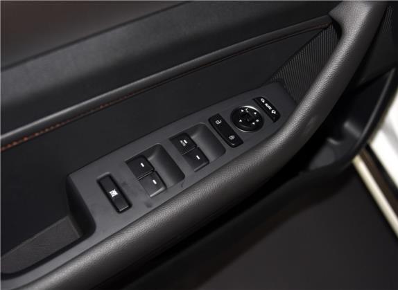 索纳塔 2015款 1.6T GLX领先型 车厢座椅   门窗控制