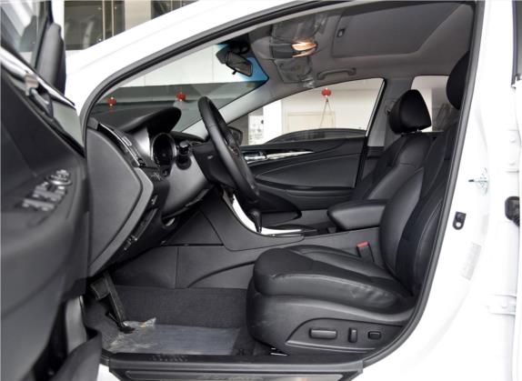 索纳塔 2015款 经典 2.0L 自动豪华版 车厢座椅   前排空间